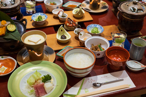 朝食和食膳